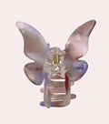 Butterfly Hair Claw i suitable for all hair types: thick and thin.